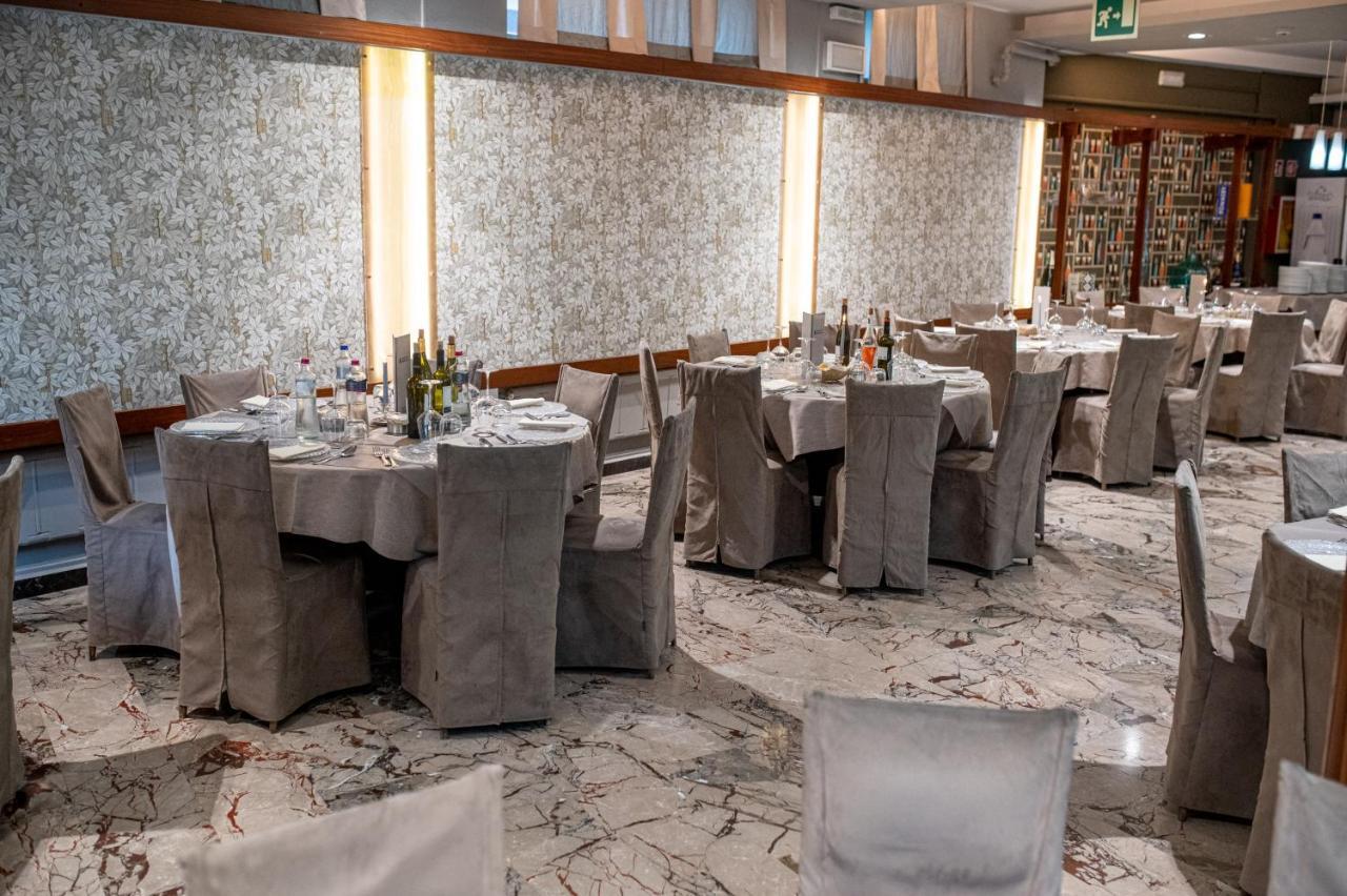 Hotel Ambrosiano Montecatini Terme Buitenkant foto
