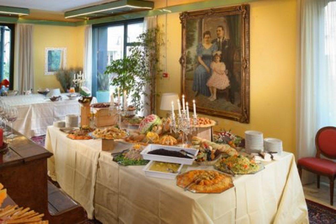 Hotel Ambrosiano Montecatini Terme Buitenkant foto